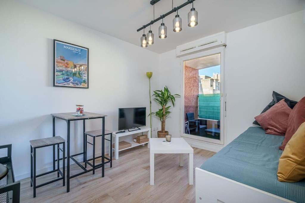 Appartement Climatise Avec Terrasse Tout Equipe A 5Min De La Gare St Charles Marsylia Zewnętrze zdjęcie