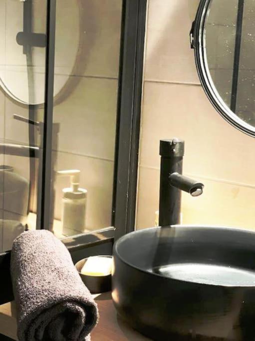 Appartement Climatise Avec Terrasse Tout Equipe A 5Min De La Gare St Charles Marsylia Zewnętrze zdjęcie